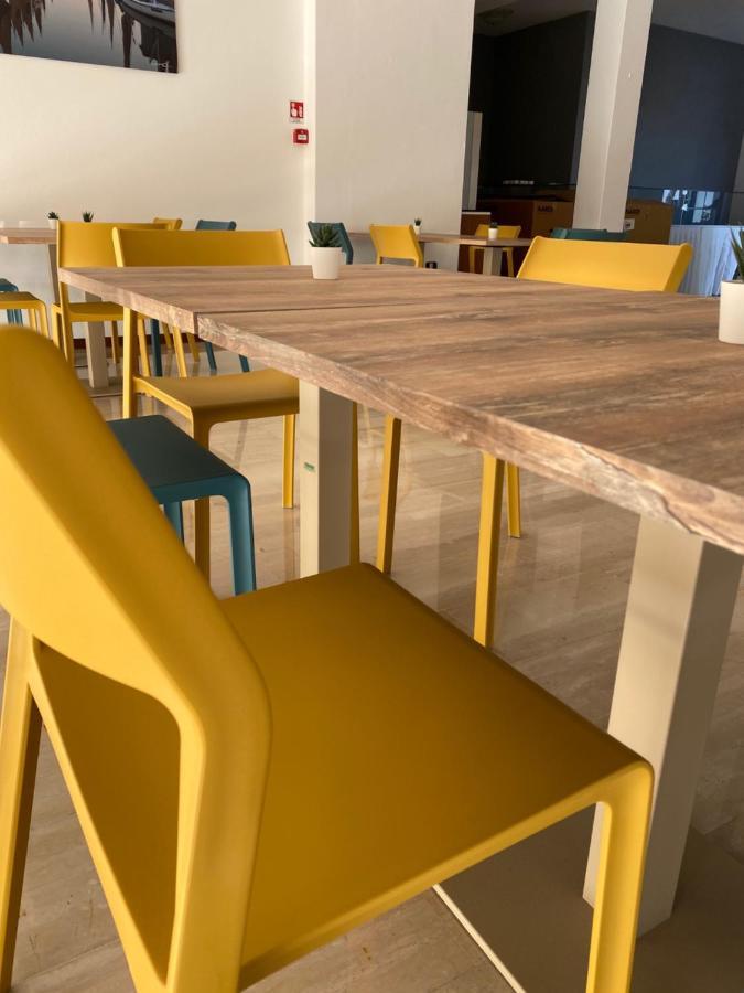 Hotel Chery Милано Мартима Екстериор снимка