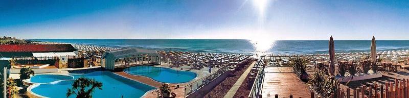 Hotel Chery Милано Мартима Екстериор снимка