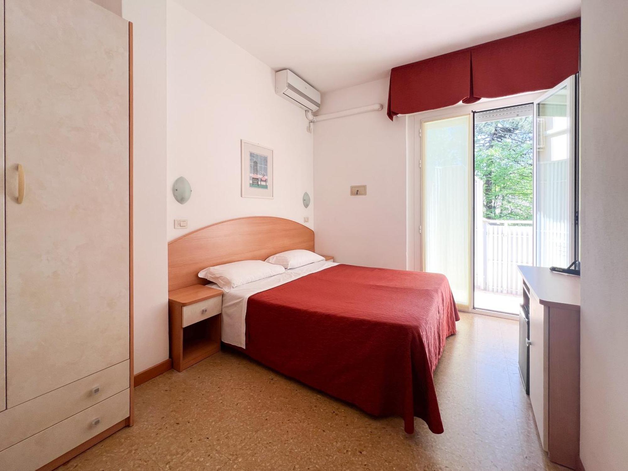 Hotel Chery Милано Мартима Екстериор снимка